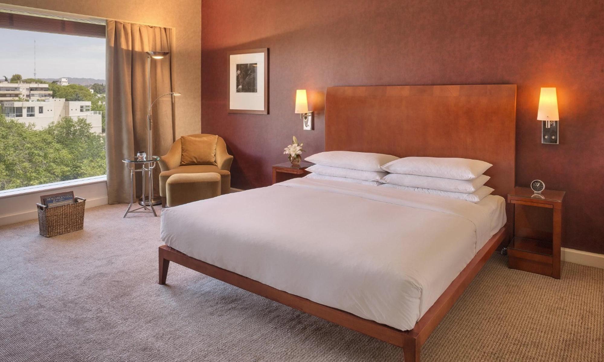 Park Hyatt Mendoza Hotel, Casino & Spa Exterior photo A guest room at the Hilton San Francisco